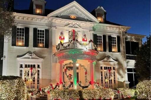 Imgi 7 Picture Courtesy of HolidayLightsNewOrleans com